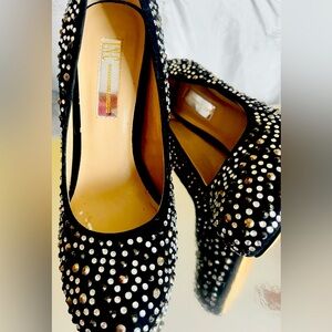 I.N.C. Black leather Sparkle Tutted Heels size 5 1/2 Great Preloved Condition